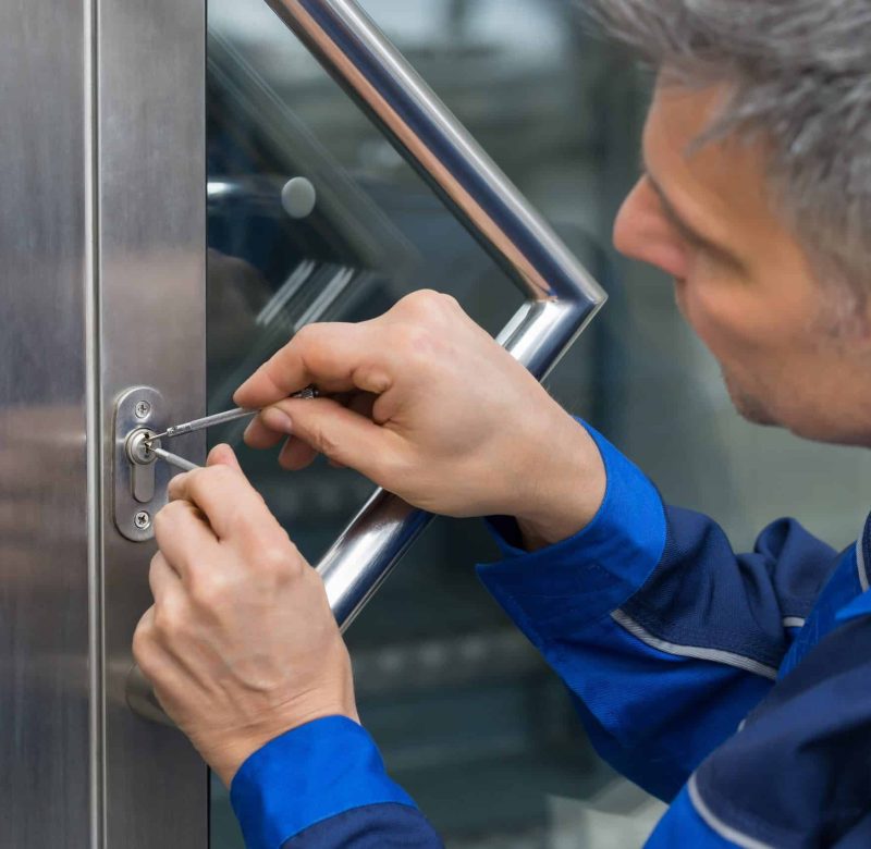 Commercial Lockout